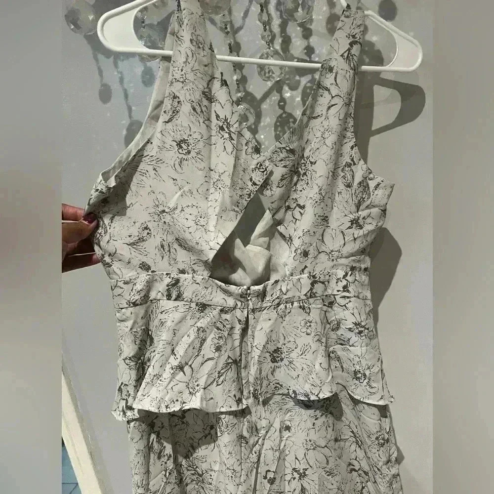 Kut From The Kloth Floral Ruffle Dress. NWT - Picture 6 of 6